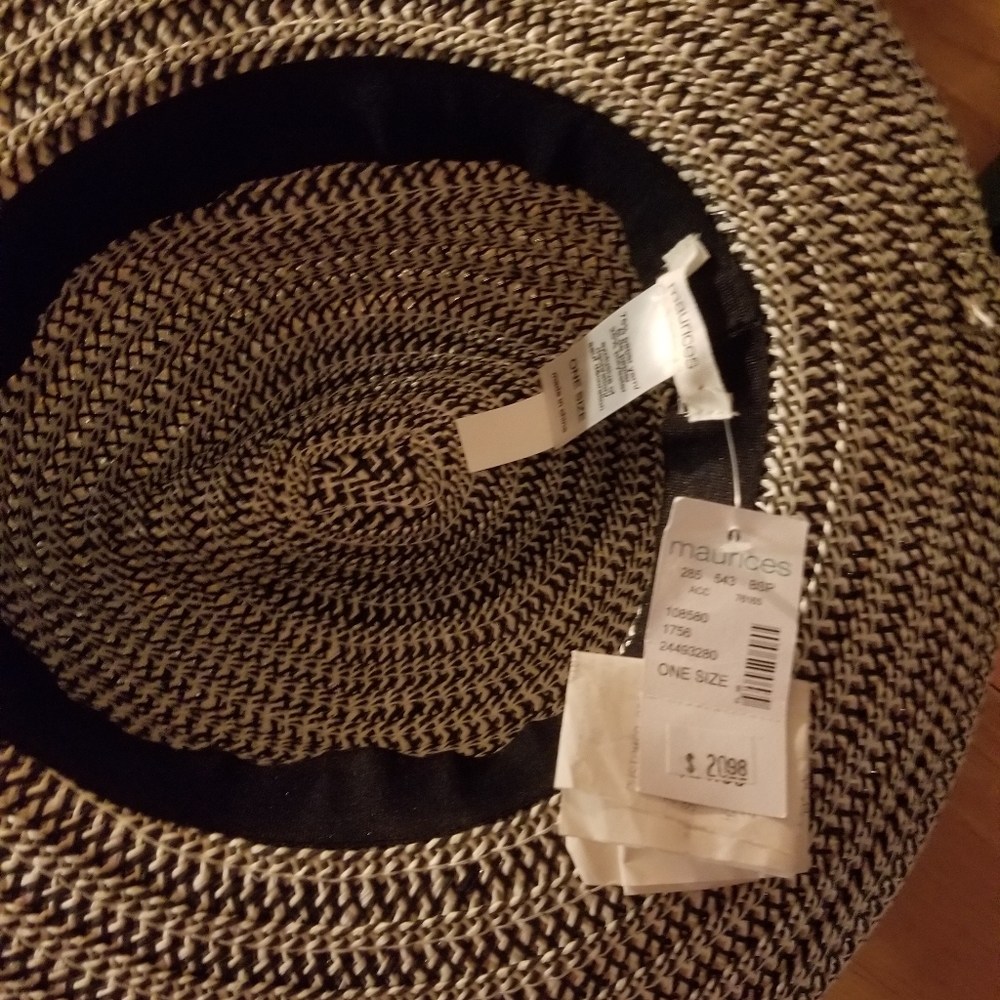 Cute Hat - Picture 3 of 5